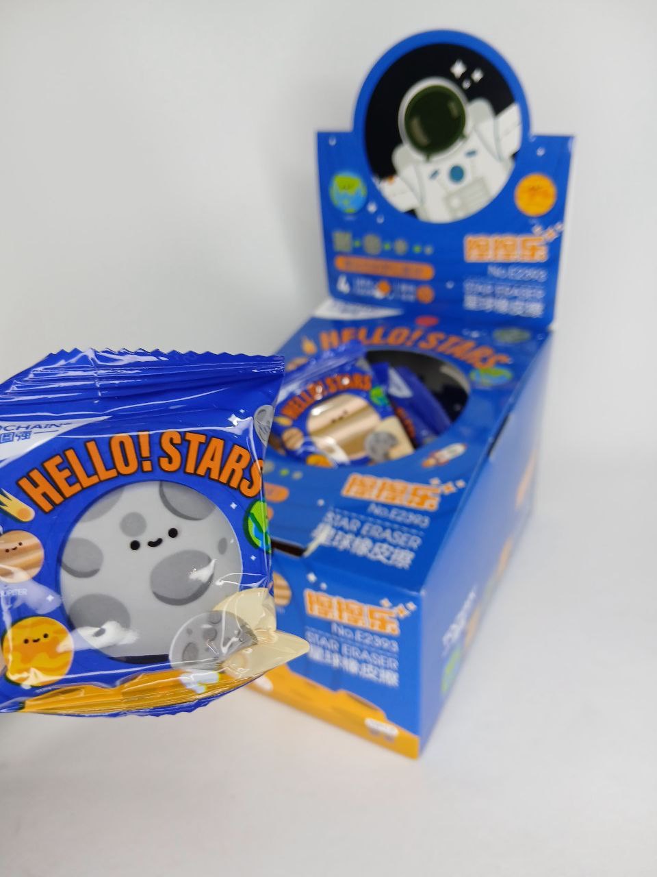 پاکن فضانورد 