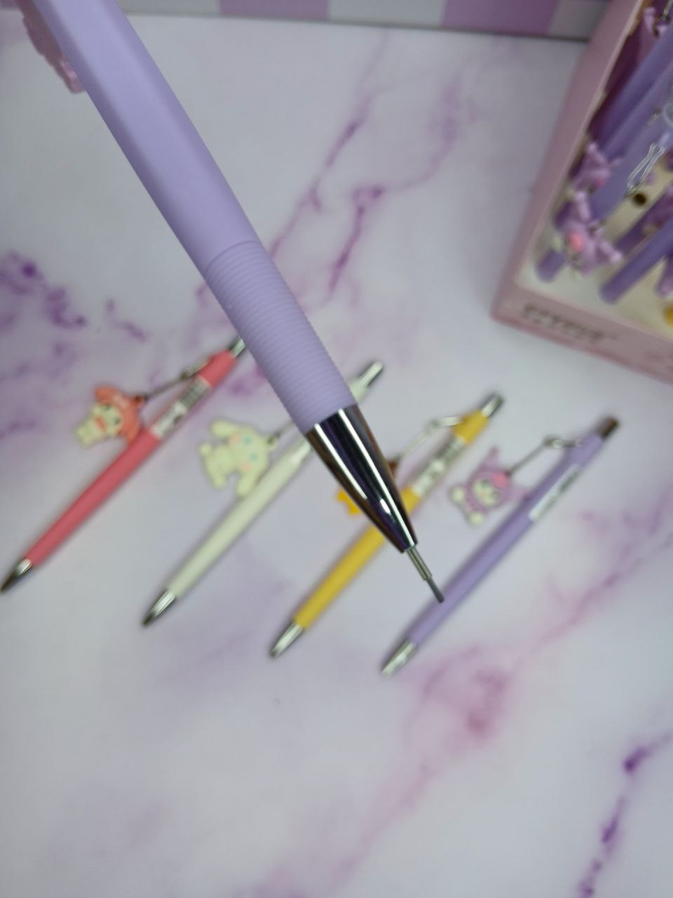  اتود آویزی کرومی