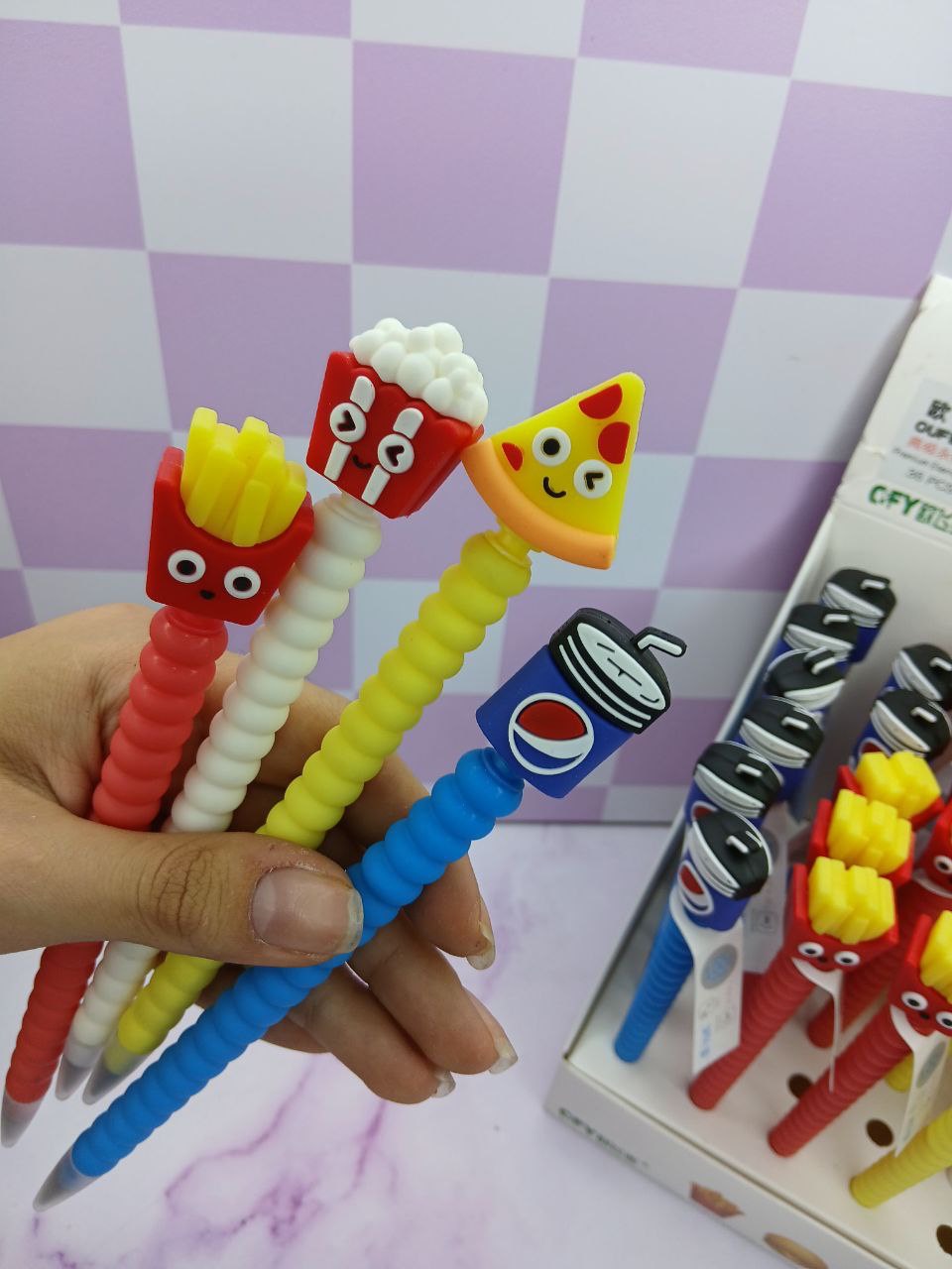 مداد بی‌نهایت فست‌فود